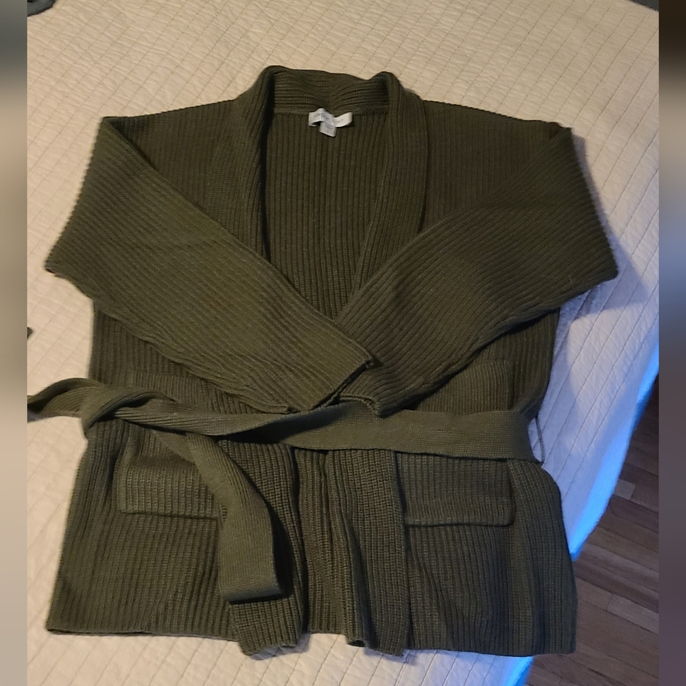 BEAUTIFUL Armour Vert Dark Green Open Tie Wrap Sweater Size Large